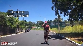 Kriss Hotwife Noel Strips Down In The Middle Of Busy Traffic In Salvador Bahia - A Christmas Treat